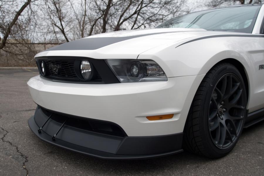  Ford Mustang RTR Package 2010 года  (фото 43 из 65)